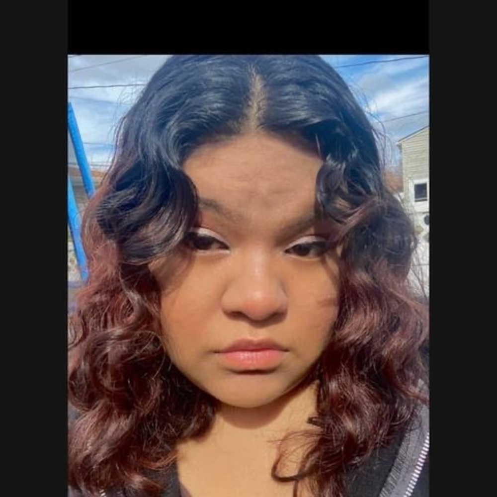 Meet your Posher, Angie